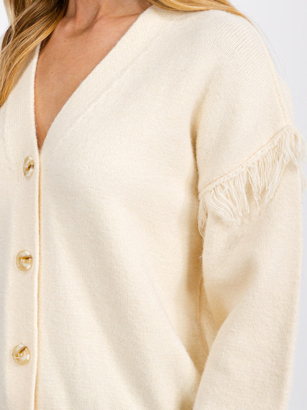 WOMEN'S LONG SLEEVE FRINGE BUTTON CLOSURE CARDIGAN SWEATER