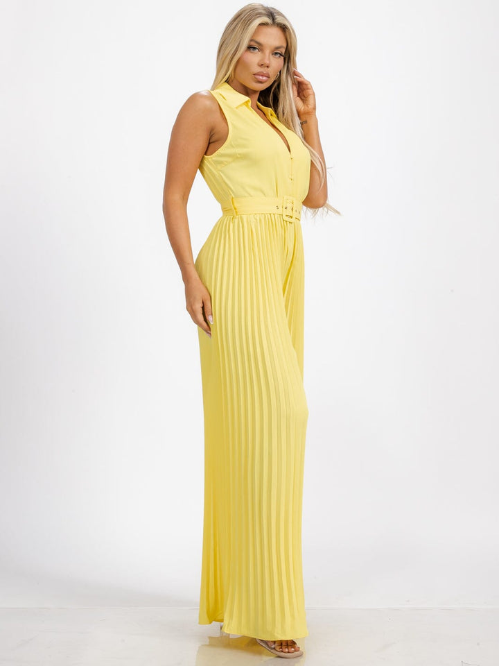 WOMEN'S SLEEVELESS BUTTON UP BELTED WIDE LEG PLEATED JUMPSUIT