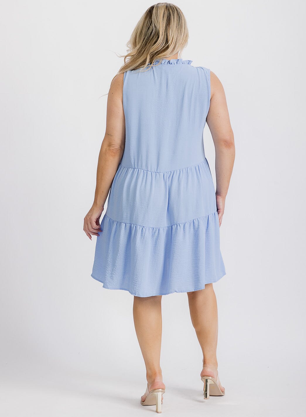 PLUS SIZE SLEEVELESS FRONT POCKETS TIERED TUNIC MINI DRESS