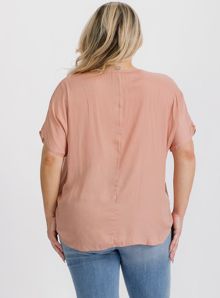 PLUS SIZE SHORT SLEEVE V-NECK TUNIC BLOUSE