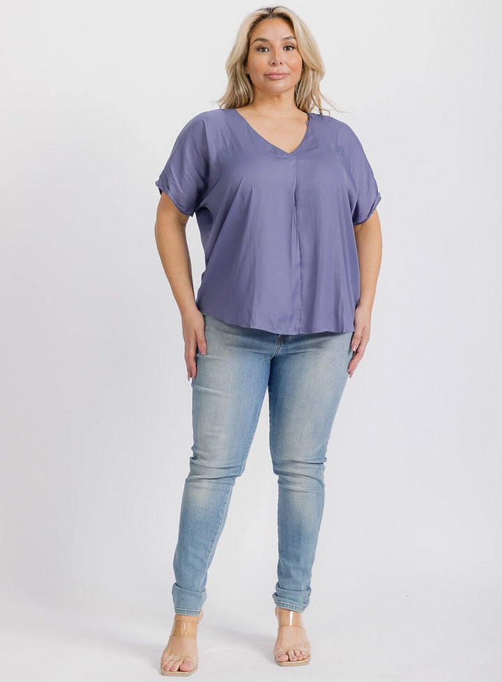 PLUS SIZE SHORT SLEEVE V-NECK TUNIC BLOUSE