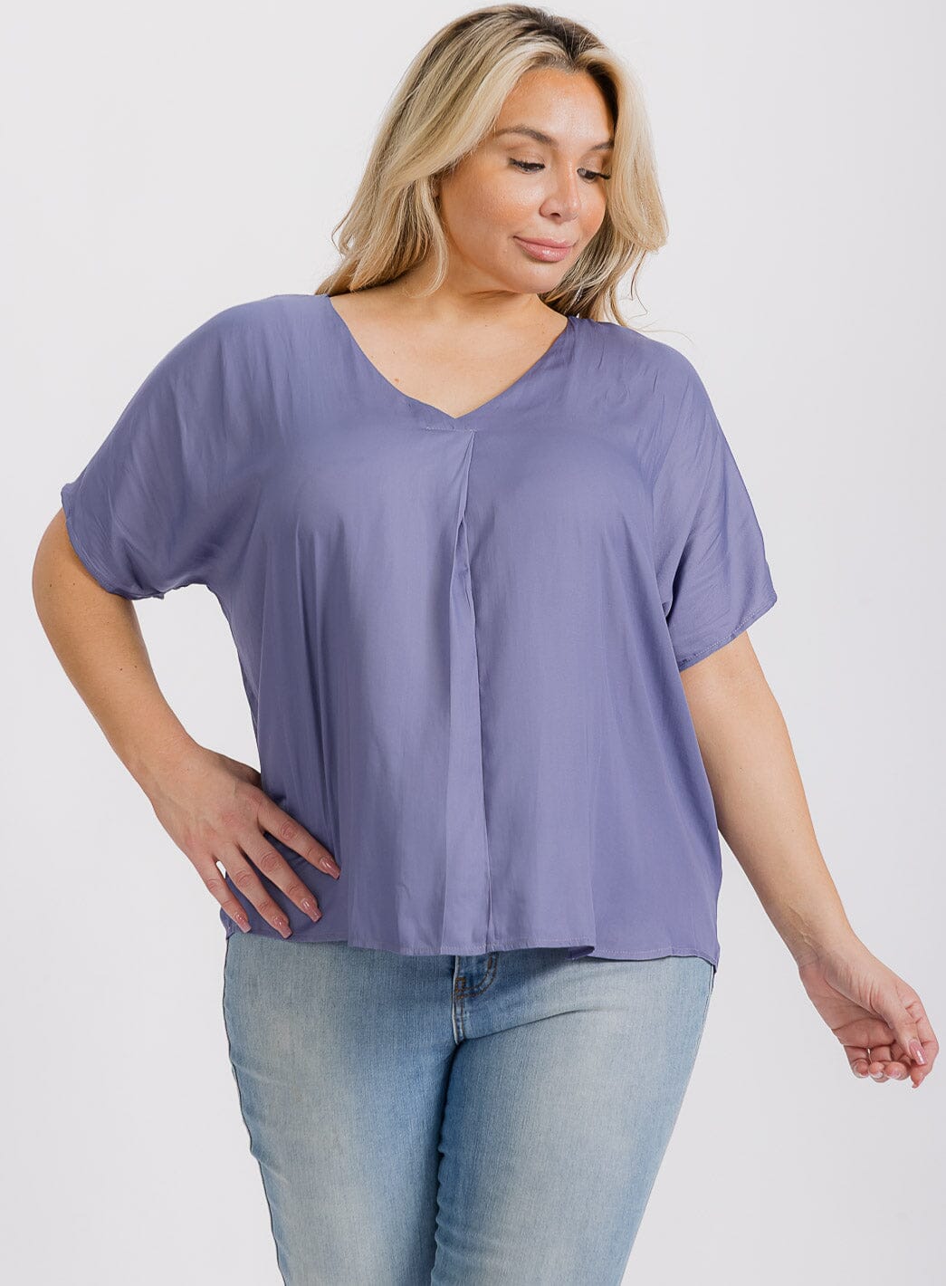 PLUS SIZE SHORT SLEEVE V-NECK TUNIC BLOUSE