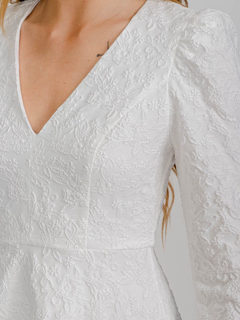 WOMEN'S LONG SLEEVE V-NECK DETAILED FIR & FLARE MINI DRESS