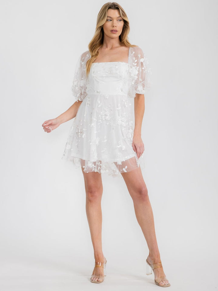 WOMEN'S SHORT SLEEVE SQUARE NECK SMOCK FLORAL MINI DRESS