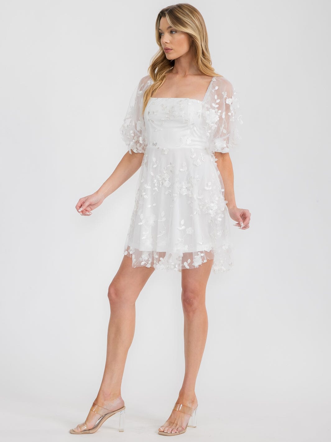 WOMEN'S SHORT SLEEVE SQUARE NECK SMOCK FLORAL MINI DRESS