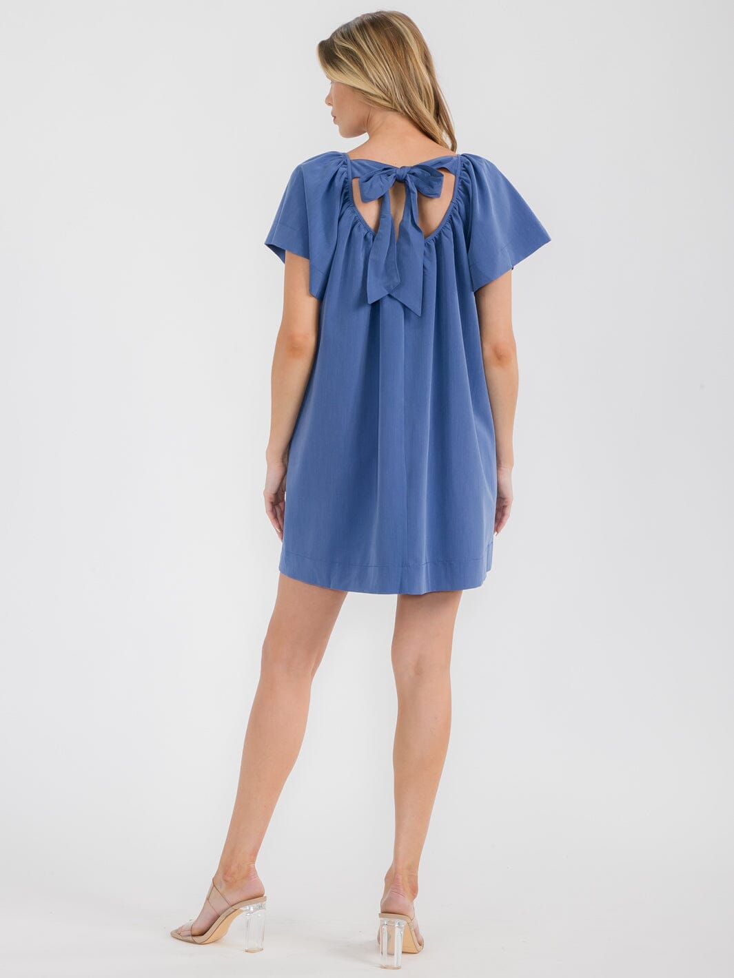 WOMEN'S SHORT SLEEVE BACK TIE FRONT POCKETS TUNIC MINI DRESS