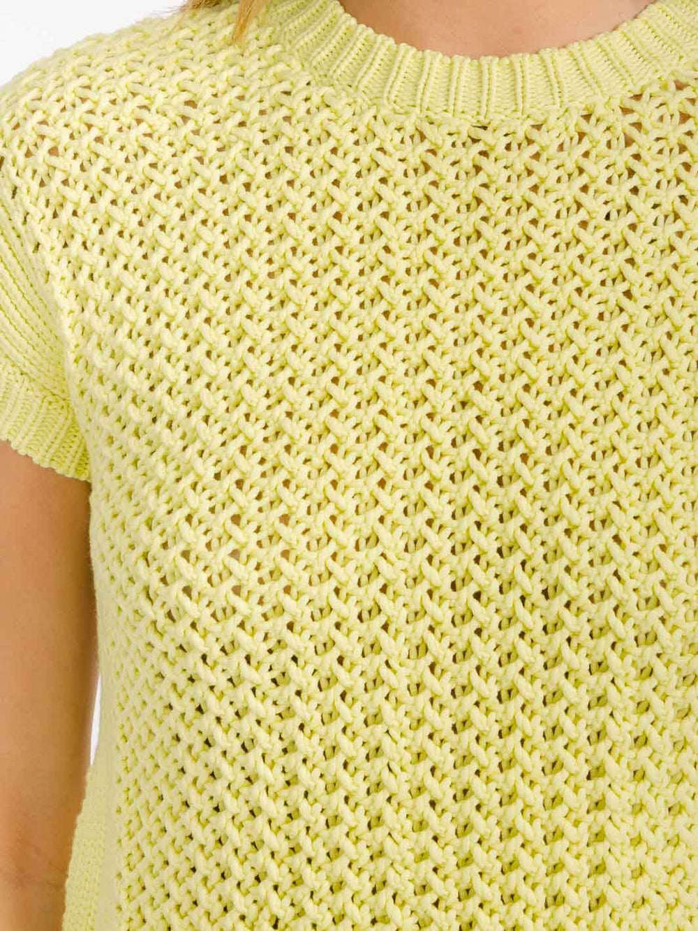 WOMEN'S SHORT SLEEVE KNITTED BLOUSE