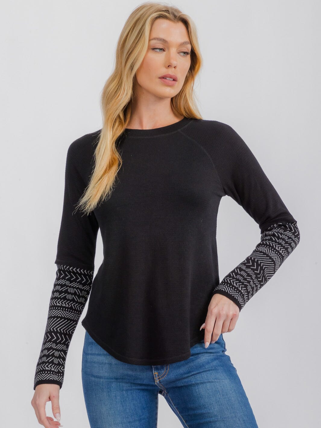 WOMEN'S LONG CUFF SLEEVE COLORBLOCK TUNIC TOP