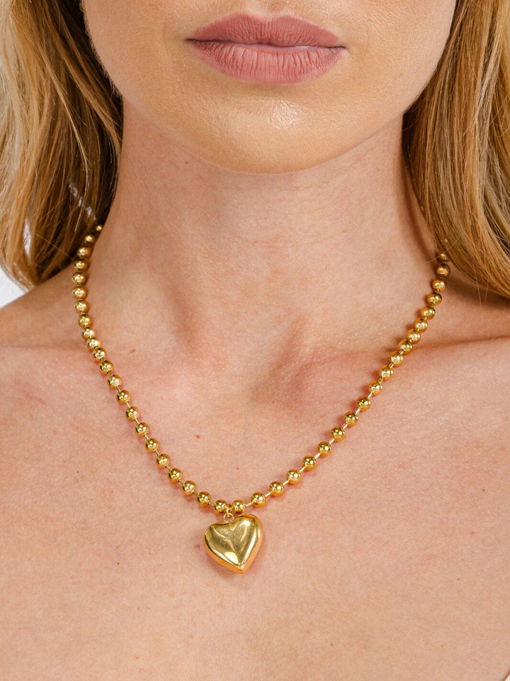 WOMEN'S STAINLESS STEEL HEART EARRINGS & NECKLACE SET