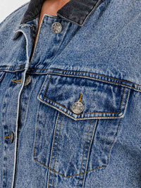 WOMEN'S LONG SLEEVE BUTTON CLOSURE DENIM JACKET