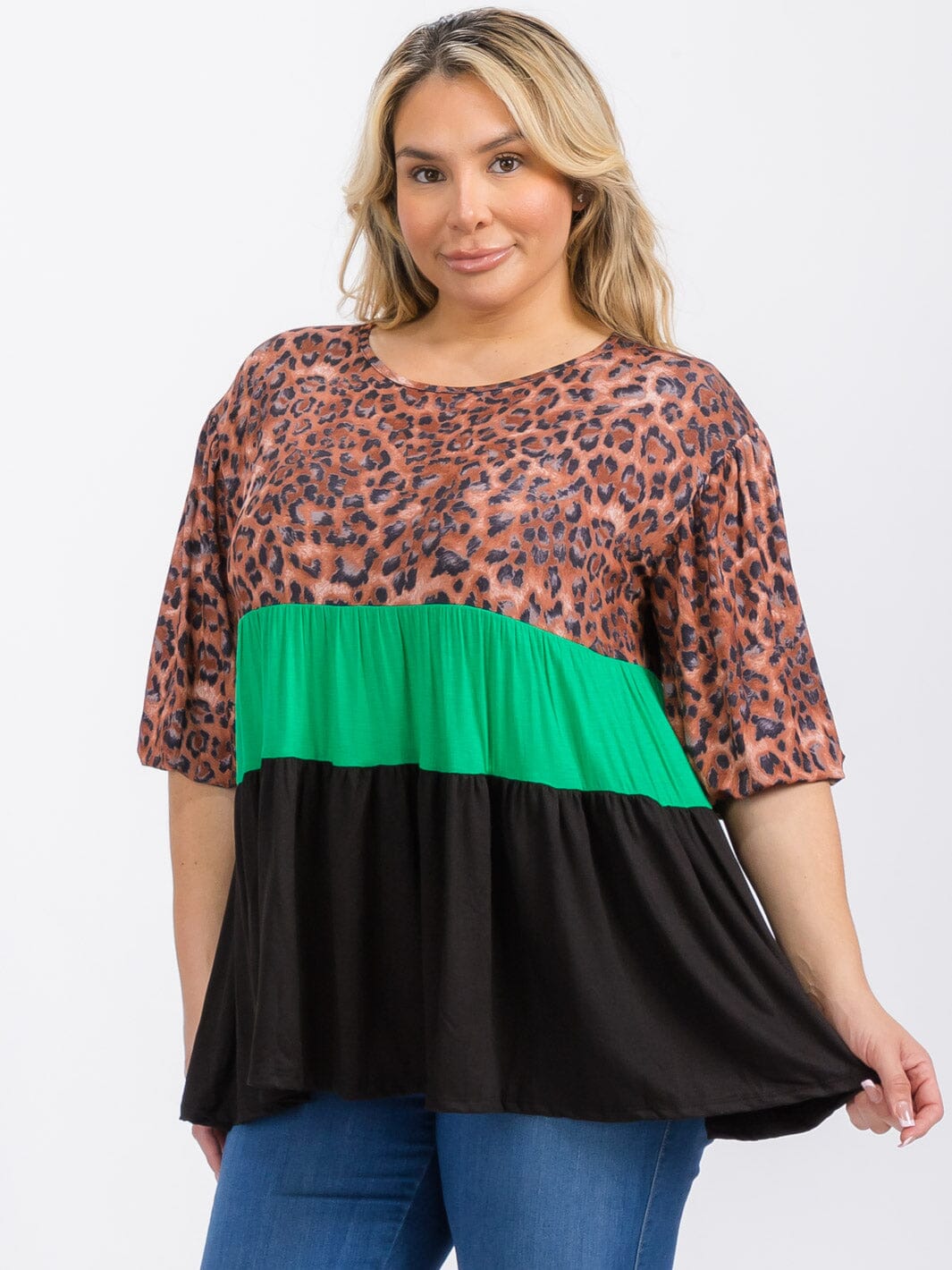 PLUS SIZE SHORT SLEEVE TUNIC ANIMAL PRINT COLORBLOCK TOP