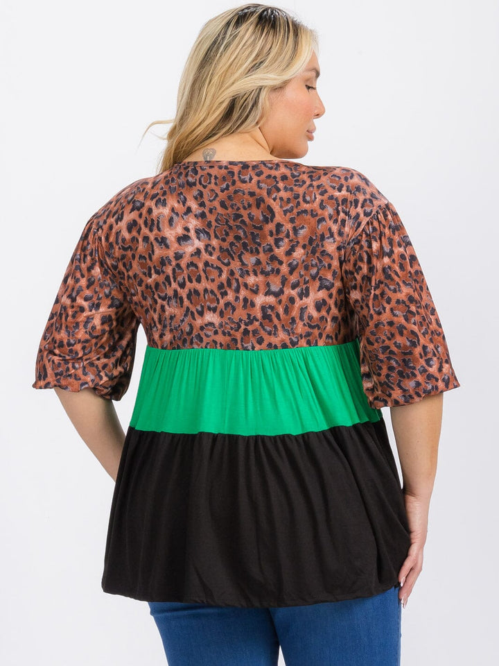 PLUS SIZE SHORT SLEEVE TUNIC ANIMAL PRINT COLORBLOCK TOP