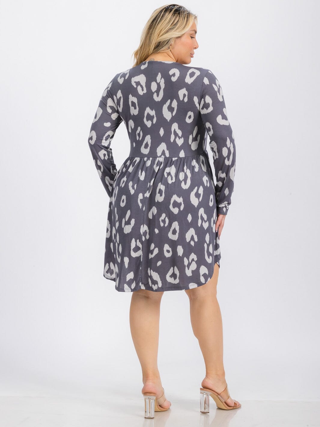 PLUS SIZE LONG SLEEVE ELASTIC WAIST FRONT POCKETS ANIMAL PRINT MINI DRESS