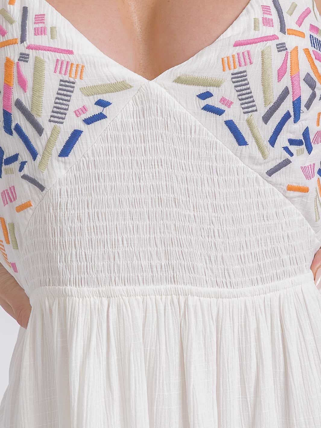 WOMEN'S SLEEVELESS V-NECK SMOCK OPEN BACK MAXI DRESS