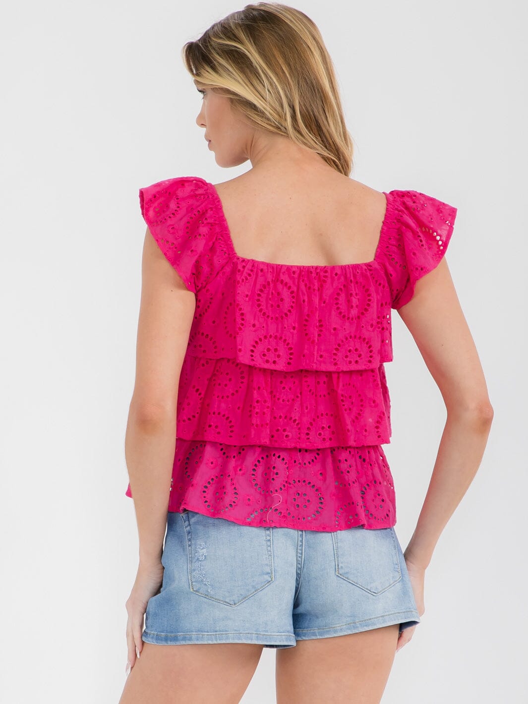 WOMEN'S SLEEVELESS TIERED EYELET RUFFLE DETAILED TANK TOP