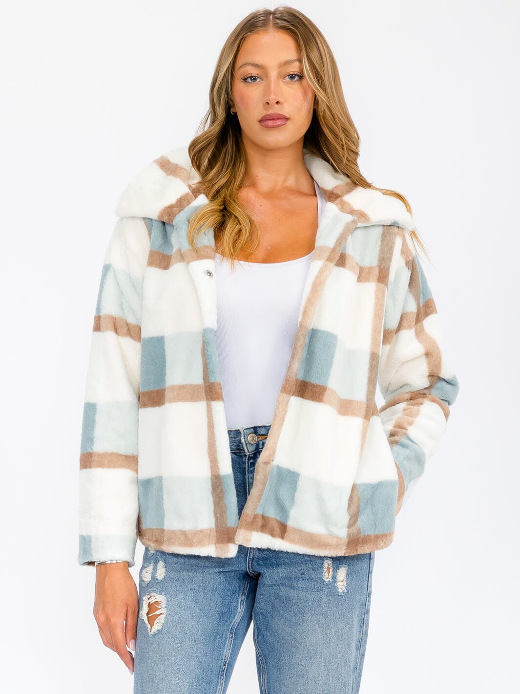 WOMEN'S LONG SLEEVE BUTTON CLOSURE FRONT POCKETS COLORBLOCK SHERPA JACKET