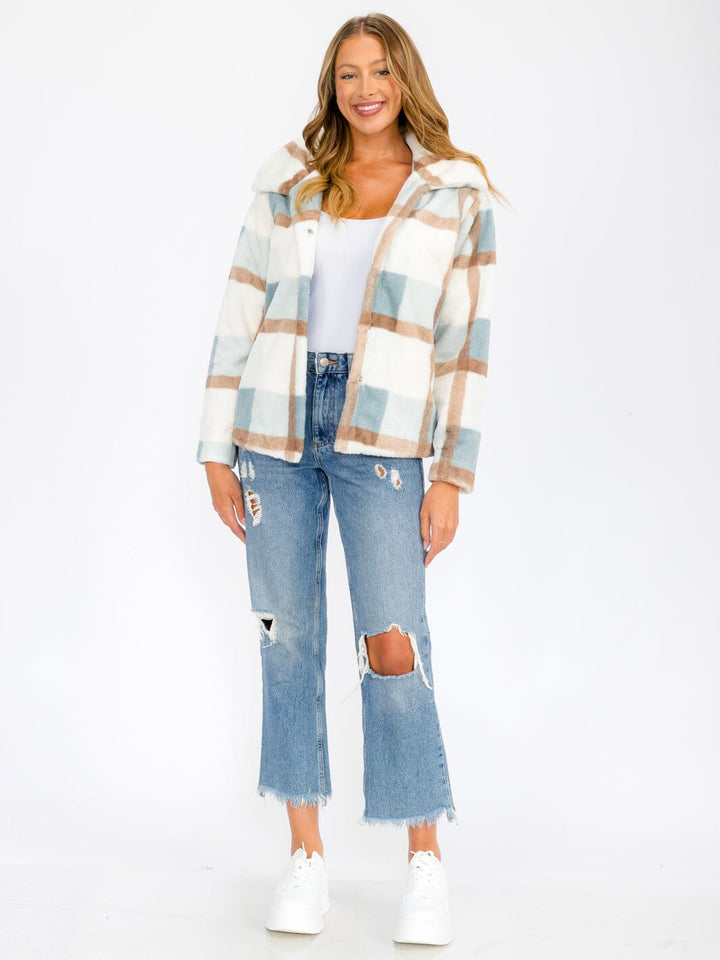 WOMEN'S LONG SLEEVE BUTTON CLOSURE FRONT POCKETS COLORBLOCK SHERPA JACKET