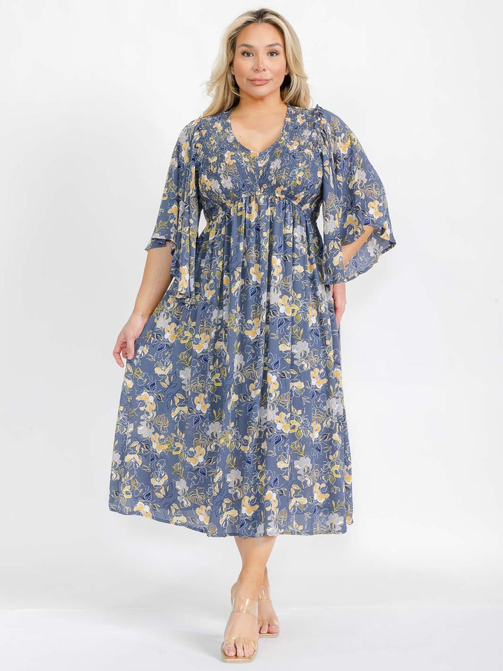 PLUS SIZE SHORT SLEEVE V-NECK SMOCK FLORAL MAXI DRESS