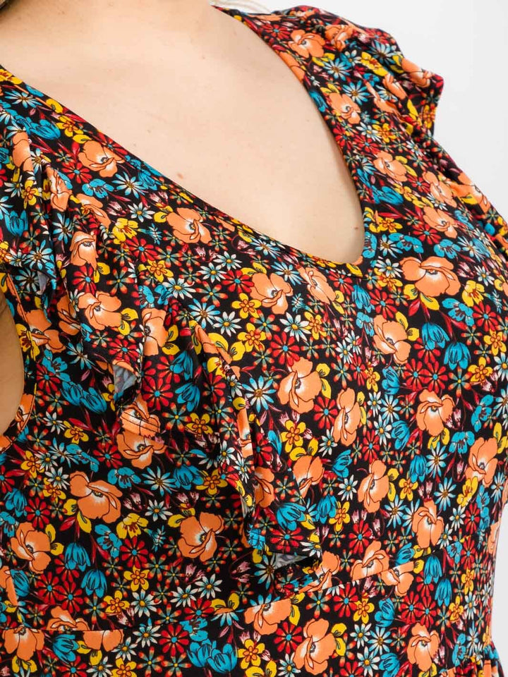 PLUS SIZE SLEEVELESS V-NECK RUFFLE FLORAL MAXI DRESS