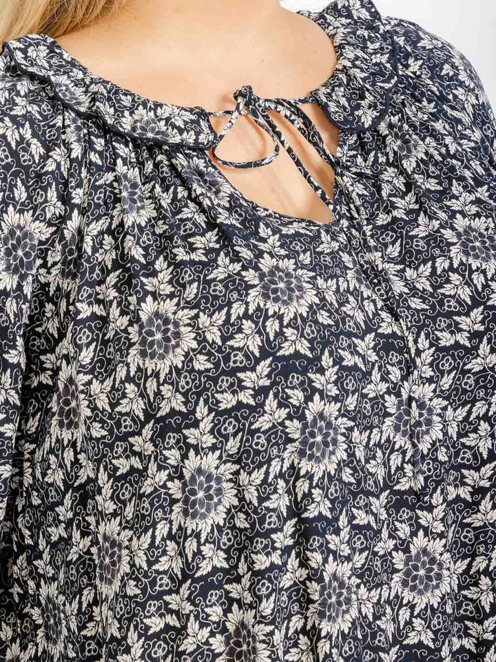 PLUS SIZE LONG SLEEVE V-NECK TIERED FLORAL MAXI DRESS