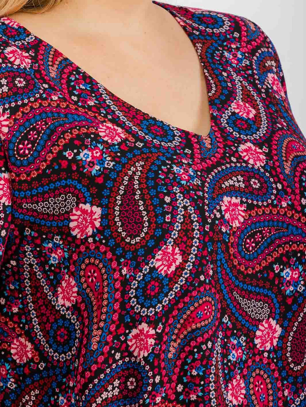 PLUS SIZE 3/4 SLEEVE V-NECK PAISLEY PRINT TUNIC MIDI DRESS