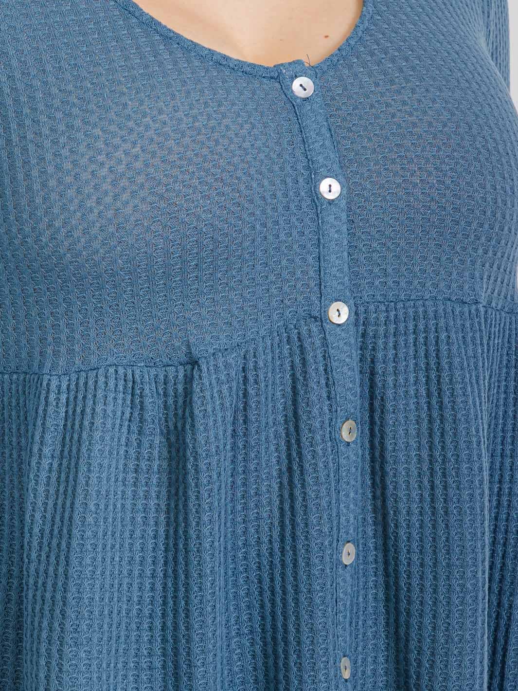 PLUS SIZE LONG SLEEVE V-NECK BUTTON UP TUNIC TOP