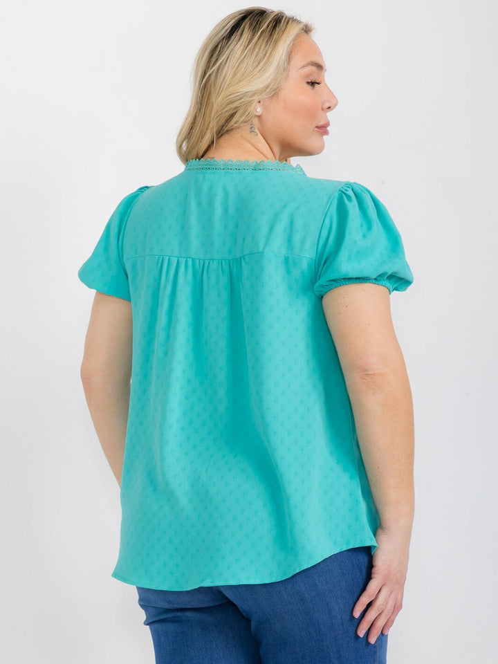 PLUS SIZE SHORT SLEEVE V-NECK TRIM DETAILED TUNIC BLOUSE