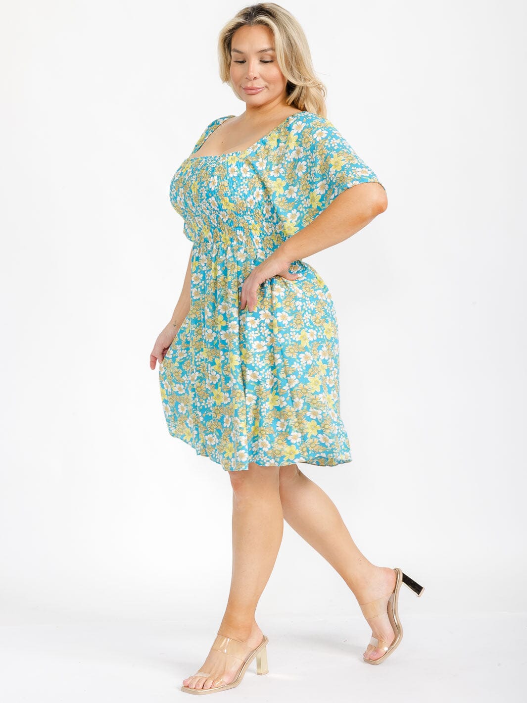 PLUS SIZE SHORT SLEEVE SQUARE NECK SMOCK FLOAL MINI DRESS