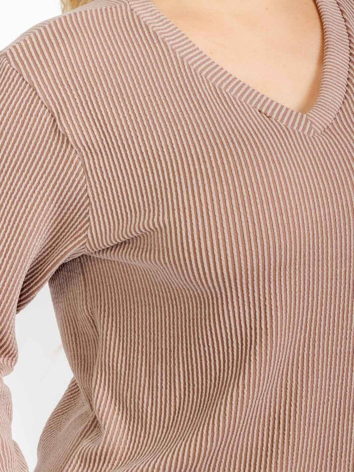 PLUS SIZE LONG SLEEVE TOP & ELASTIC WAIST CROP PANTS RIBBED 2PC. SET