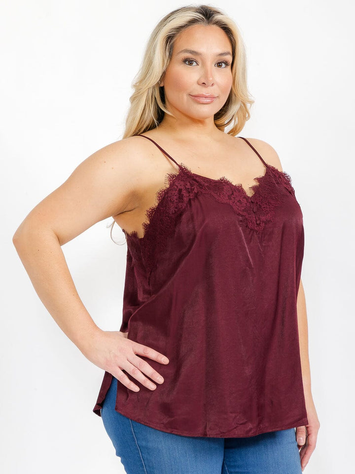 PLUS SIZE SLEEVELESS V-NECK LACE TRIM CAMI TOP
