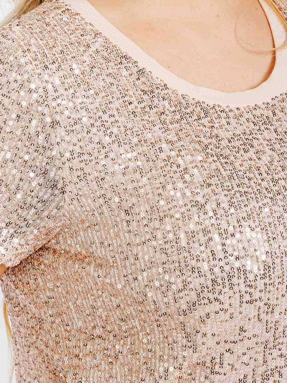 PLUS SIZE SHORT SLEEVE SEQUINS BLOUSE