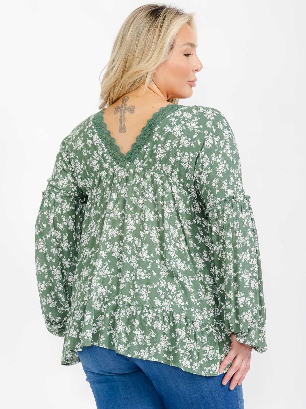PLUS SIZE LONG SLEEVE V-NECK TRIM DETAILED FLORAL TUNIC BLOUSE
