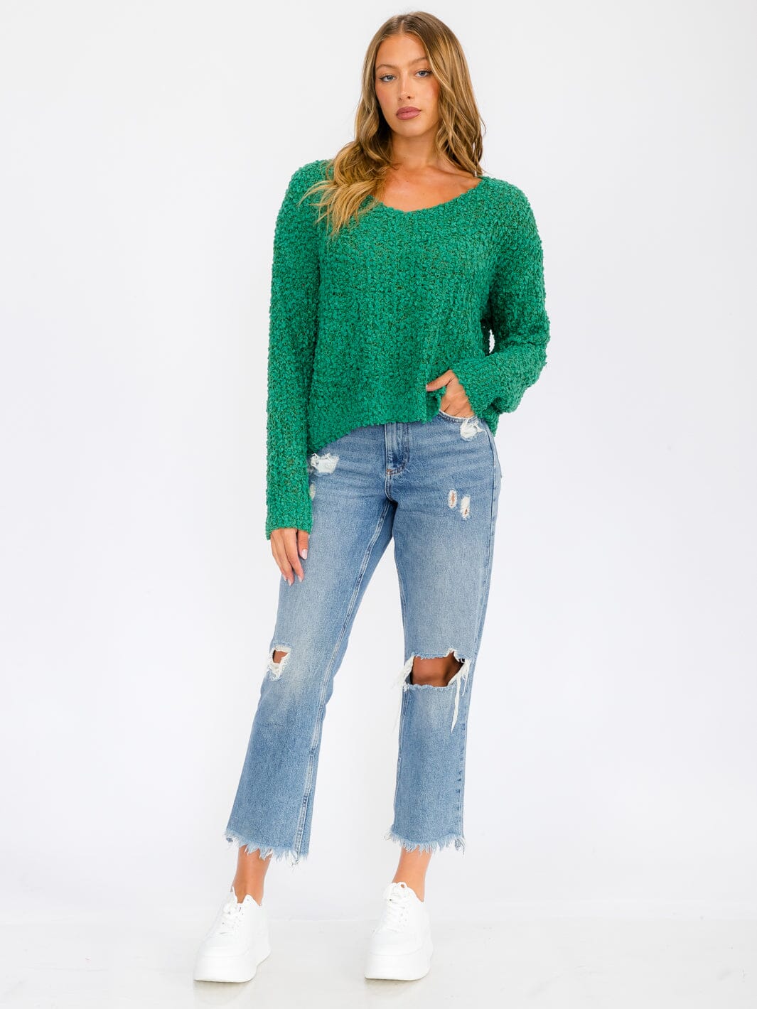 WOMEN'S LONG SLEEVE V-NECK KNIT PULLOVER SWEATER