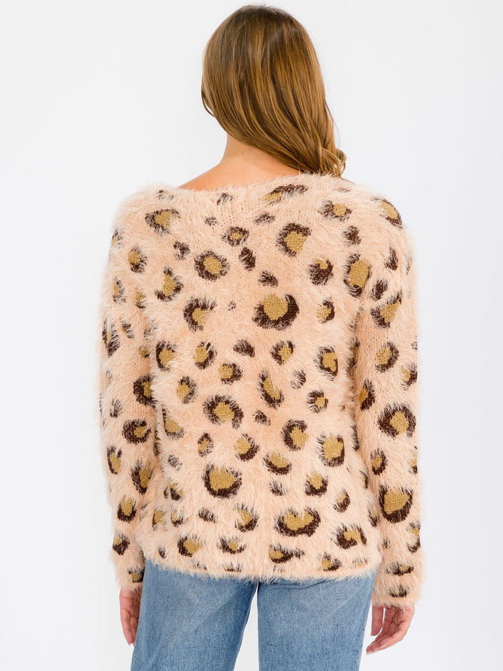 WOMEN'S LONG SLEEVE COLORBLOCK FUZZY ANIMAL PRINT PULLOVER SWEATER