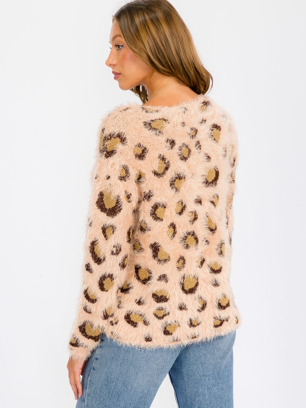 WOMEN'S LONG SLEEVE COLORBLOCK FUZZY ANIMAL PRINT PULLOVER SWEATER