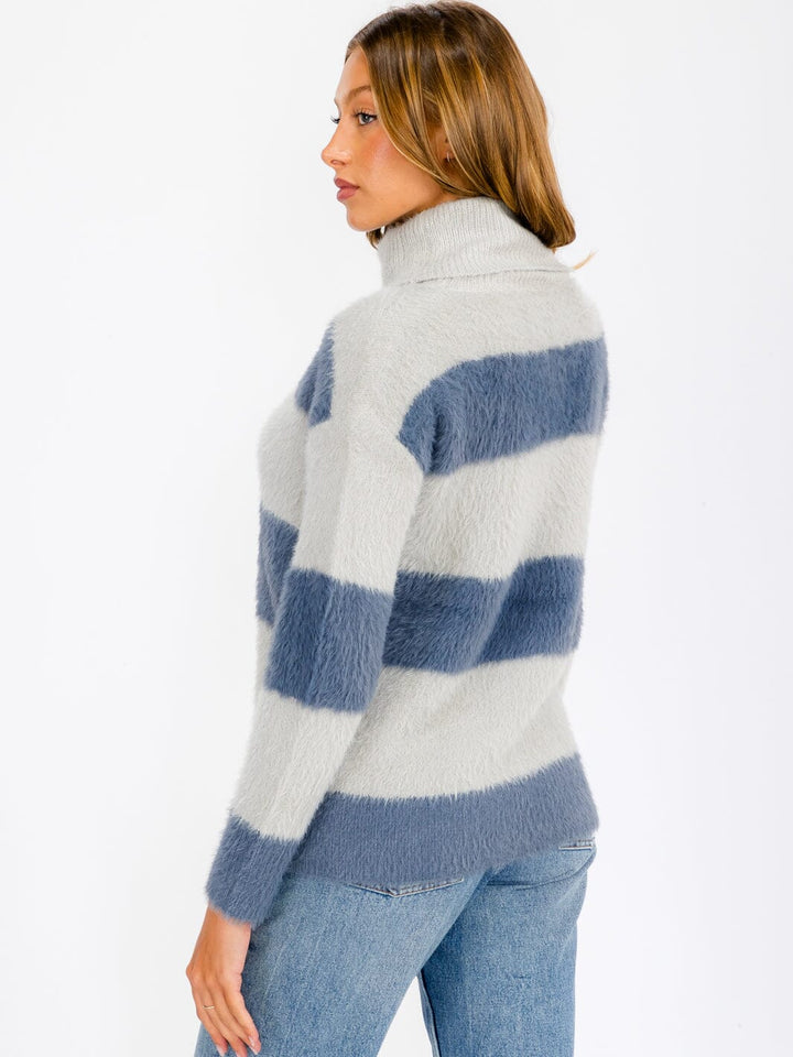 WOMEN'S LONG SLEEVE TURTLE NECK COLORBLOCK PULLOVER SWEATER