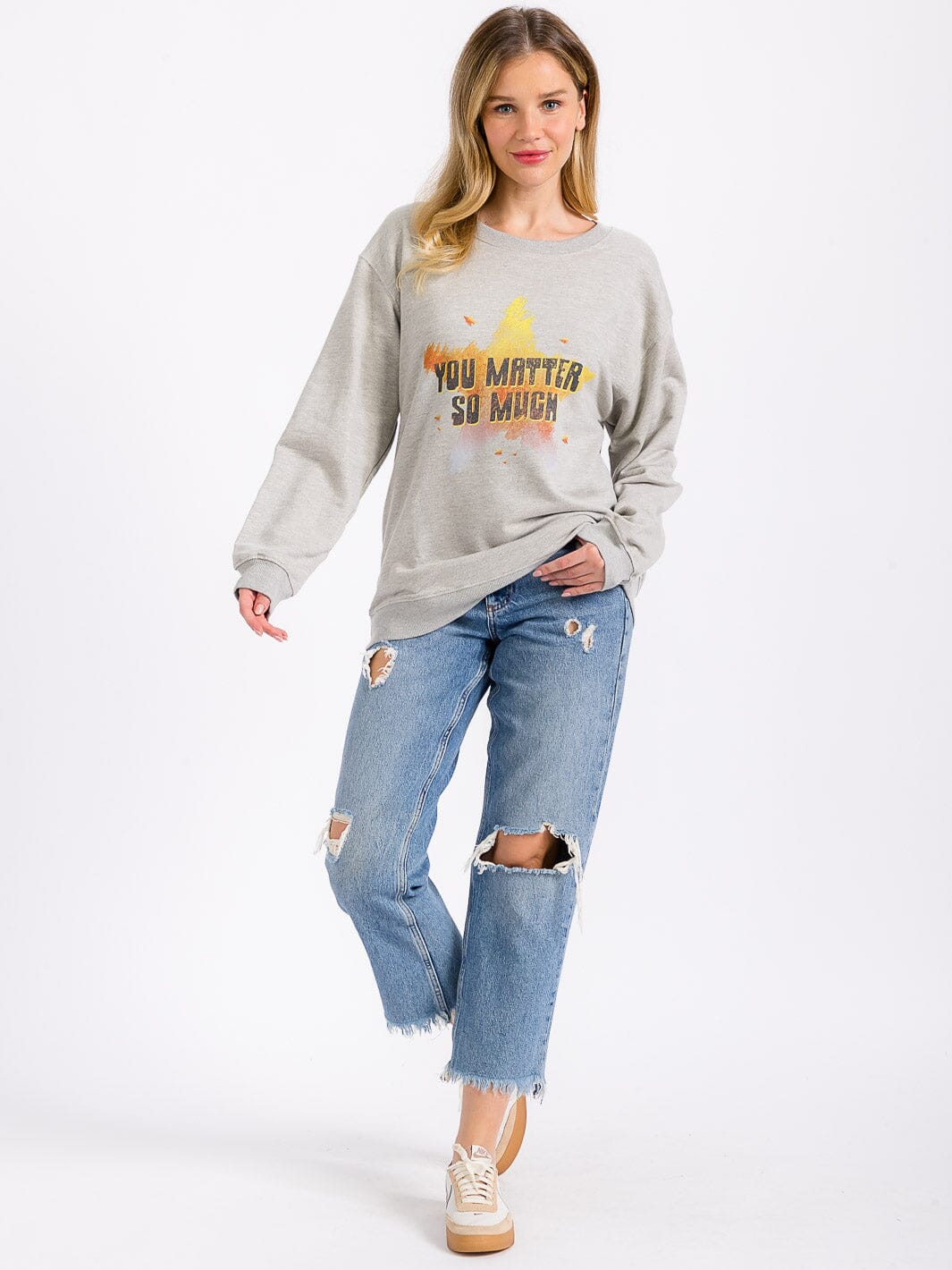 WOMEN'S LONG SLEEVE GRAPHIC PULLOVER SWEATER