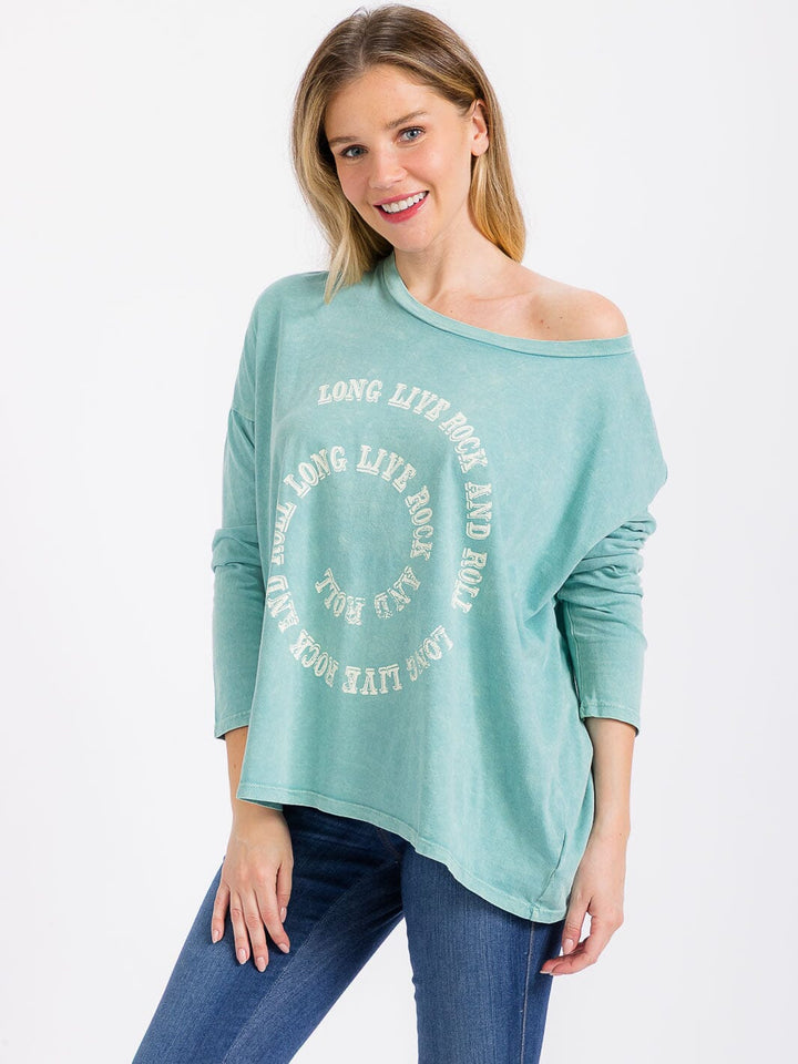 WOMEN'S LONG SLEEVE GRAPHIC WASHED TOP