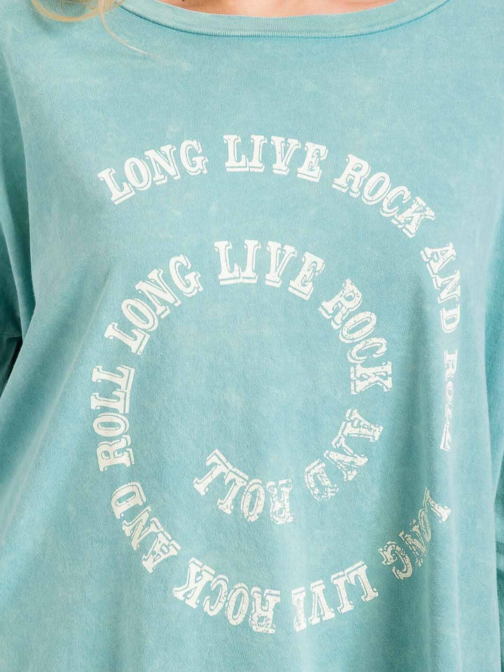 WOMEN'S LONG SLEEVE GRAPHIC WASHED TOP