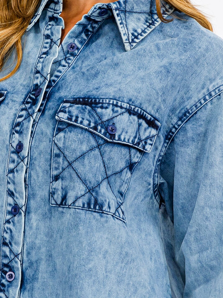 WOMEN'S LONG SLEEVE BUTTON UP DETAILED DENIM TOP