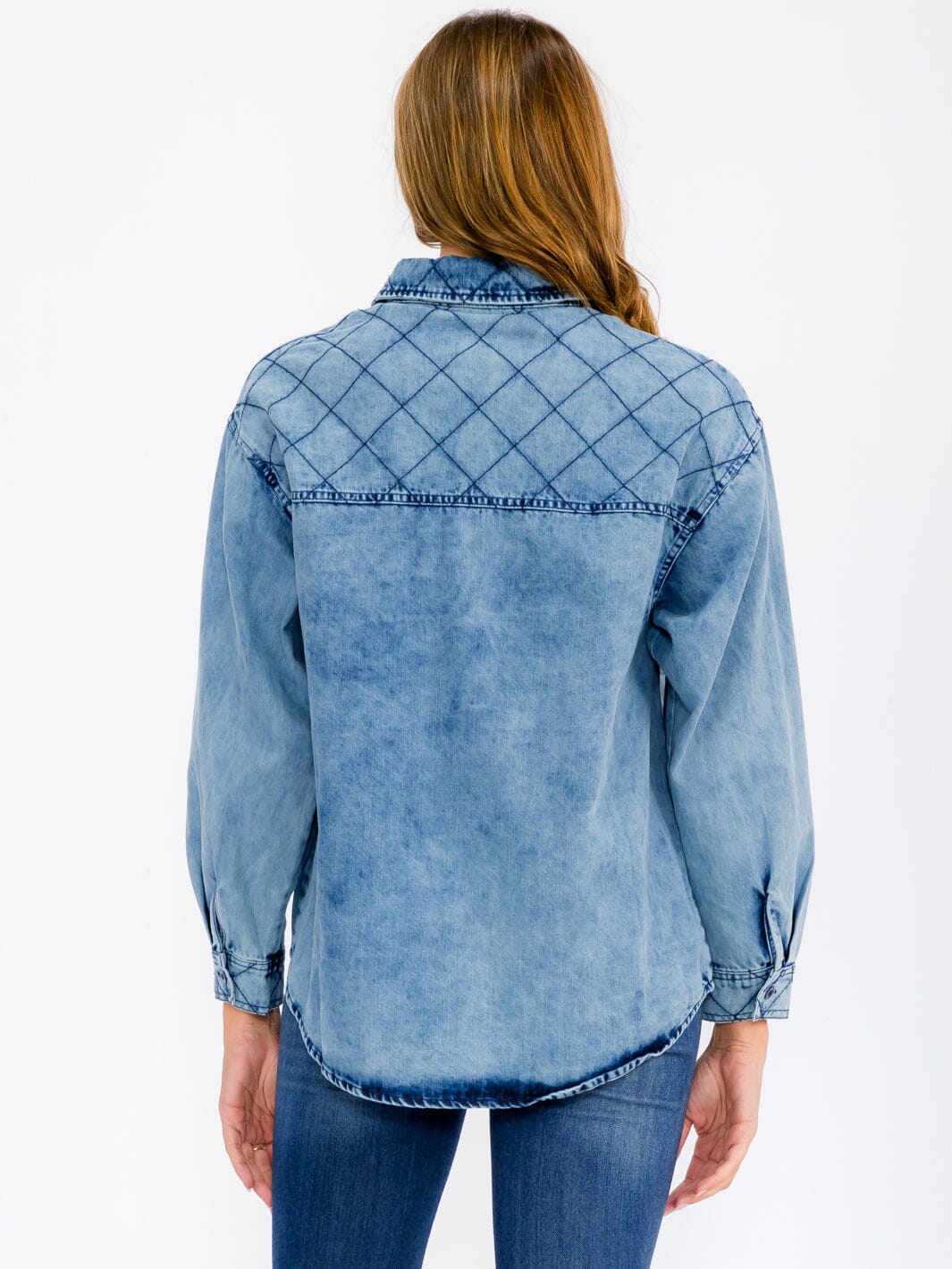 WOMEN'S LONG SLEEVE BUTTON UP DETAILED DENIM TOP