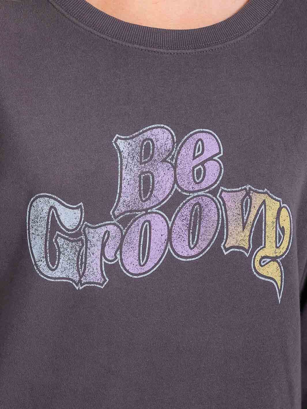 WOMEN'S LONG SLEEVE GRAPHIC PULLOVER SWEATER