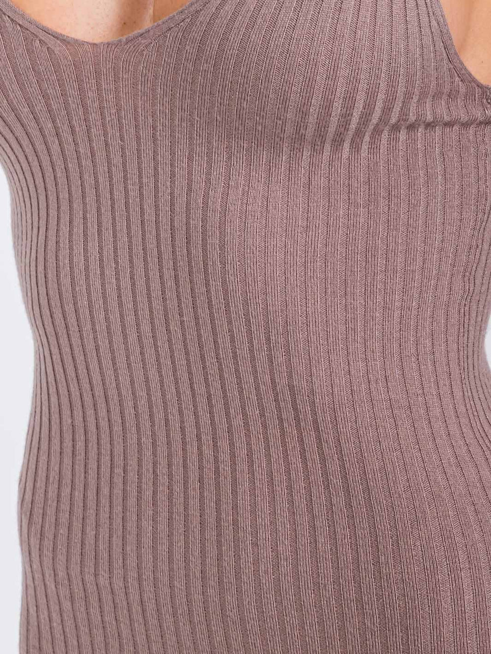 WOMEN'S SLEEVELESS V-NECK SIDE SLIT BODYCON MIDI DRESS