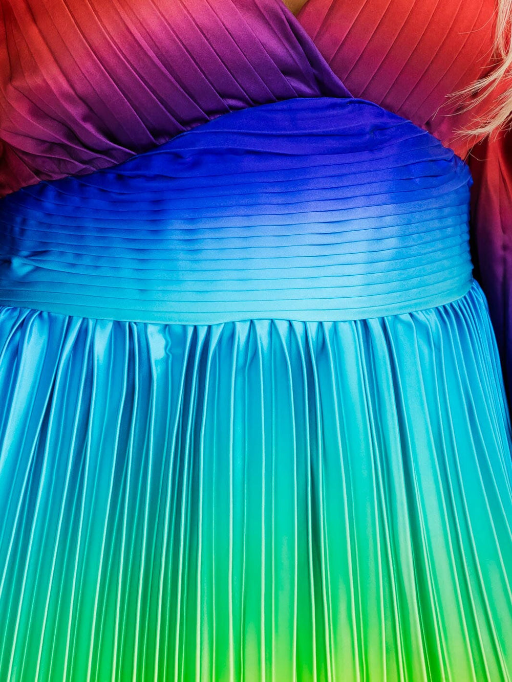 WOMEN'S LONG BELL SLEEVE V-NECK COLORBLOCK PLEATED MAXI DRESS