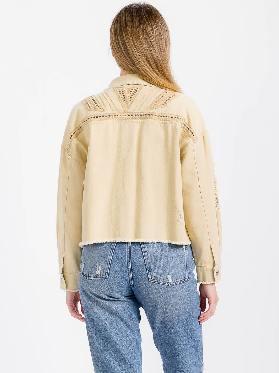 WOMEN'S LONG SLEEVE BUTTON CLOSURE POCKETS DISTRESS DENIM JACKET