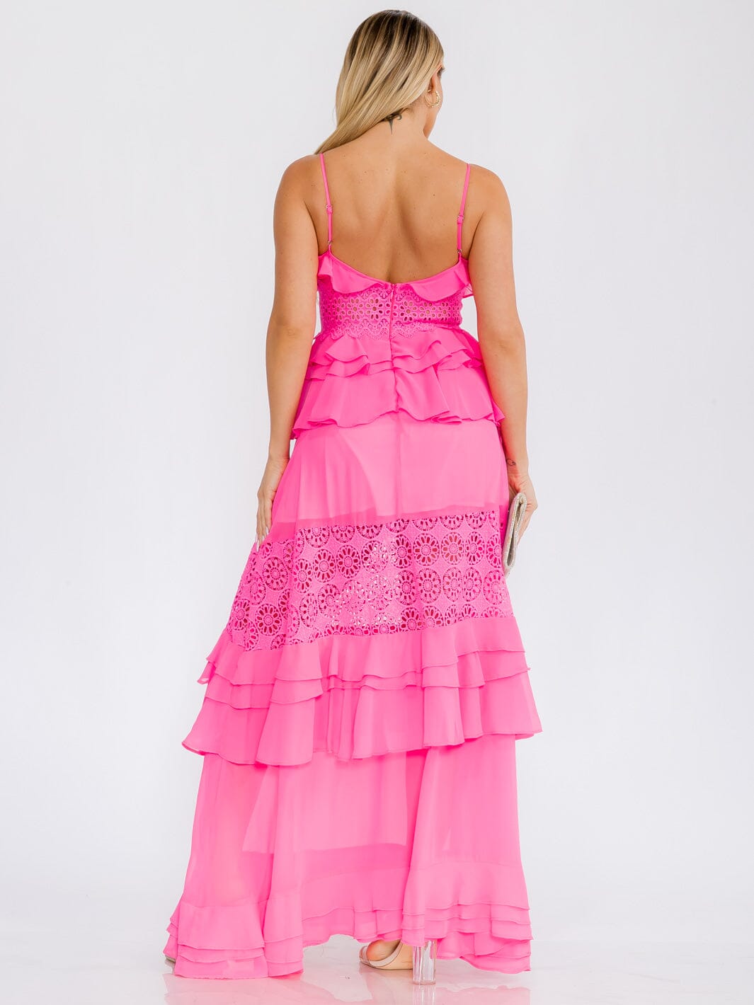 WOMEN'S SLEEVELESS V-NECK RUFFLE TIERED EYELET MAXI DRESS