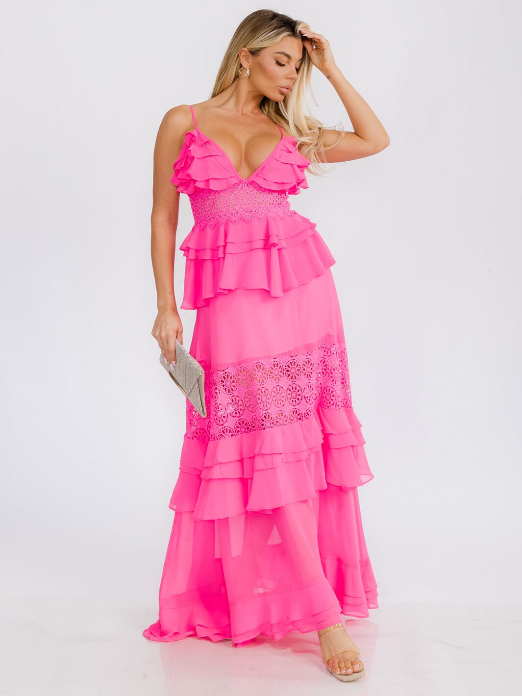 WOMEN'S SLEEVELESS V-NECK RUFFLE TIERED EYELET MAXI DRESS
