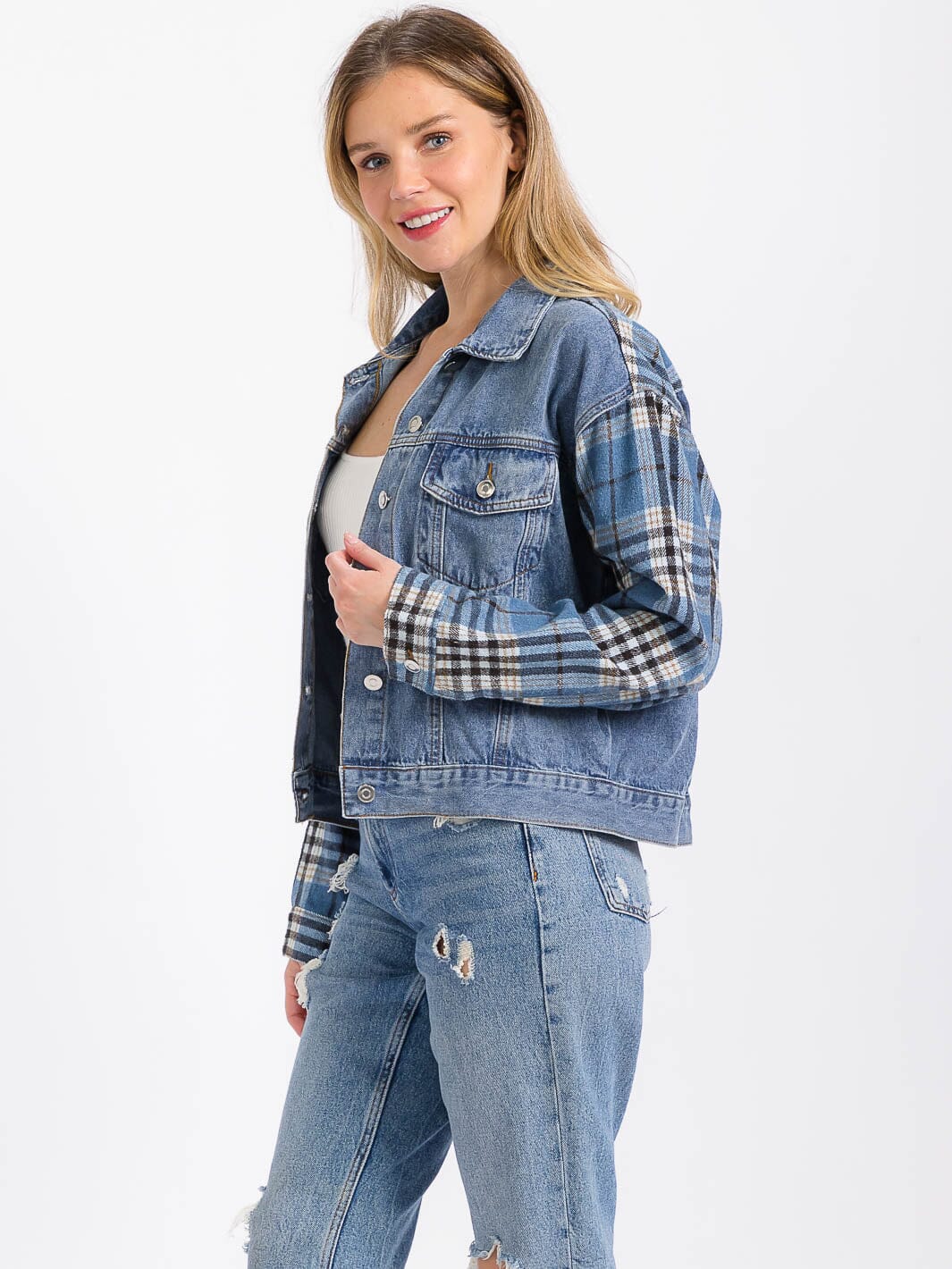 WOMEN'S LONG SLEEVE BUTTON CLOSURE FRONT POCKETS PLAID CONTRAST DENIM JACKET