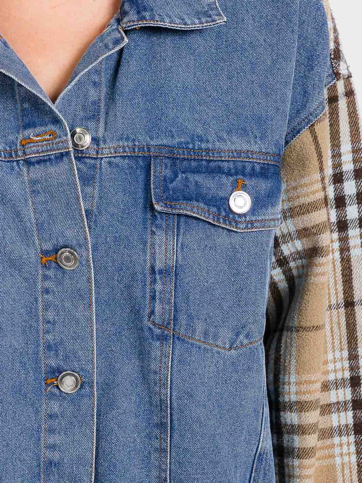 WOMEN'S LONG SLEEVE BUTTON CLOSURE FRONT POCKETS PLAID CONTRAST DENIM JACKET
