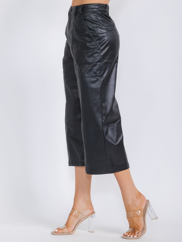 WOMEN'S BUTTON CLOSURE POCKETS PU PLEATHER WIDE LEG CAPRI PANTS